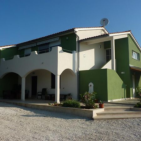 Apartment Greeny Galizana Экстерьер фото